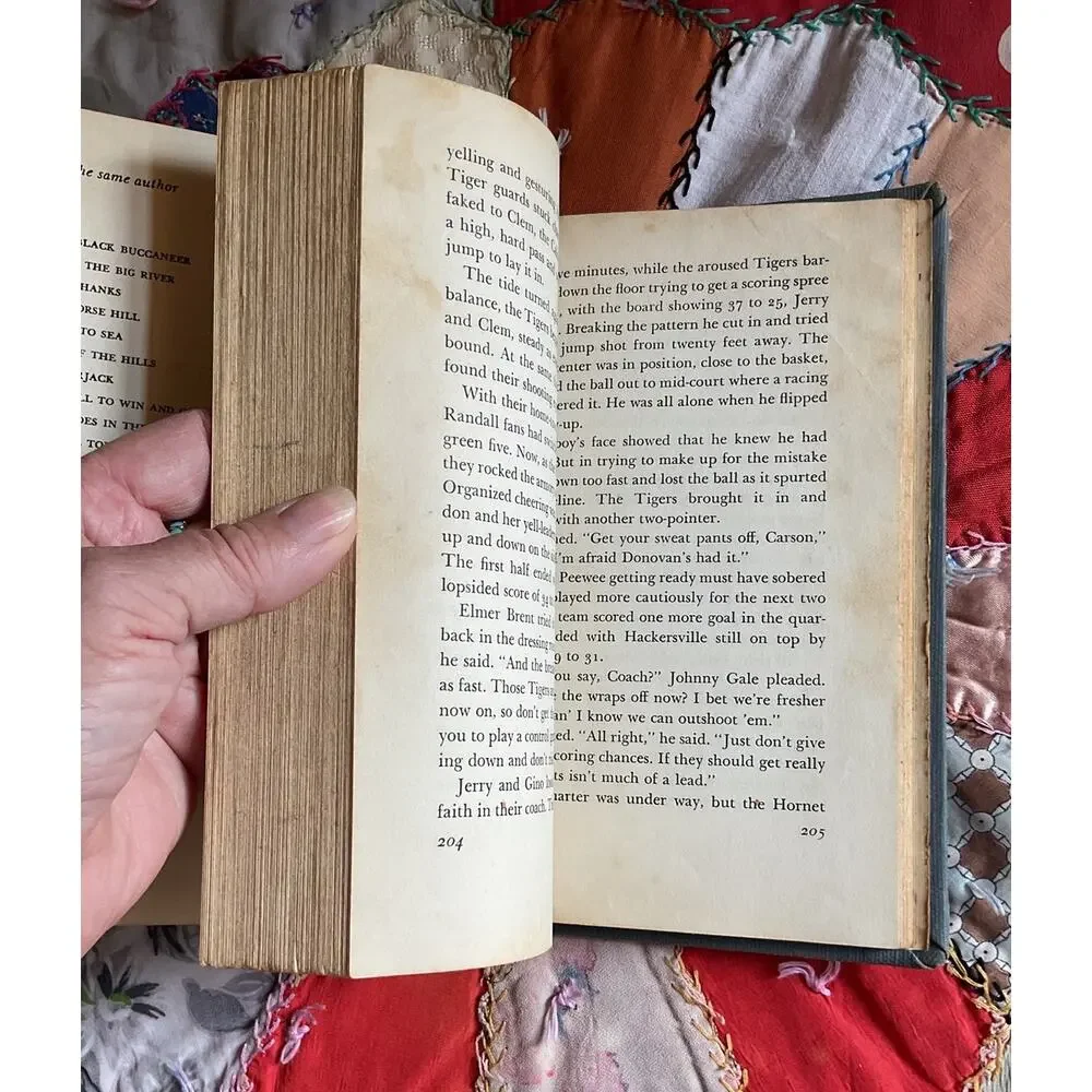 1953 Sparkplug of the Hornets by Stephen W. Meader First Edition
